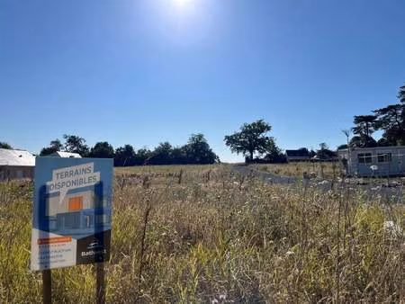 vente terrain à soulaire-et-bourg (49460) : à vendre / soulaire-et-bourg