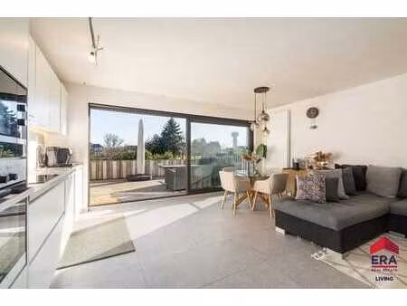 maison avec 3 chambres  terrasse et garage (cul-de-sac)