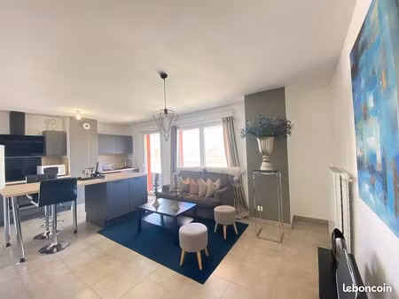 appartement 2 chambres à louer à 5 min de genève- loyer au mois