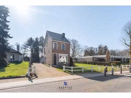 woning op perceel van ca. 2.509 m² met mogelijkheden