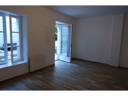 buc rue louis blériot - studio - 28 m2 en rdj