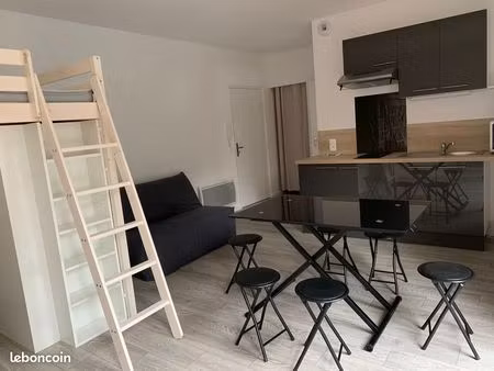 studio de 30 m² meublé avec parking proche université