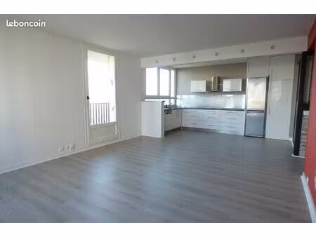 appartement 3 pièces 77 m²