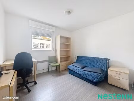 studio 1 pièce 18 m²