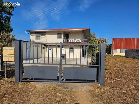 appartement t4 de 80m2 - centre ville