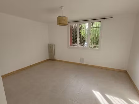 appartement t3 (2 chambres) de 56 m² avec parking sécurisé et cave