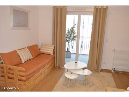 t2 meublé neuf 40 m² – balcon – parking sous-sol sécurisé – calme – tours nord