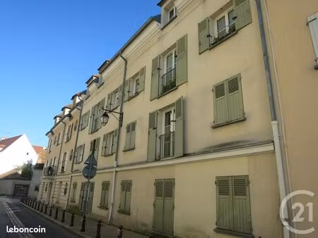 appartement 1 pièce 28 m²
