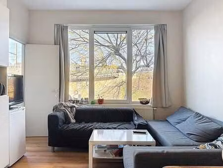 3 slaapkamer appartement gelegen nabij gent-sint-pieters