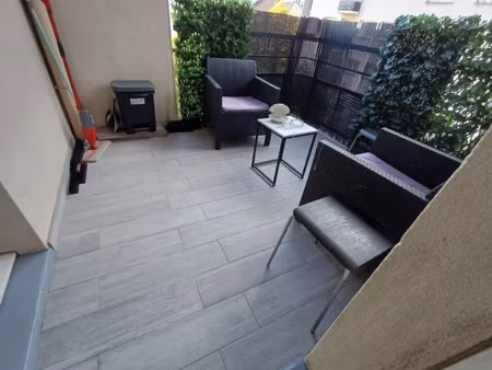 location appartement 3 pièces 66 m² à courbevoie (92400)  1 850 €