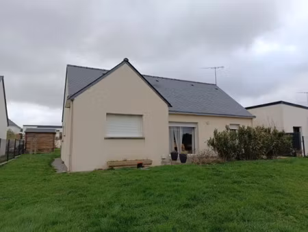 location maison 3 pièces 84 m² à allaire (56350)  815 €