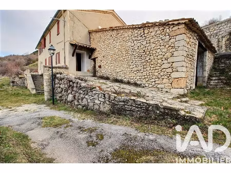maison à barret-de-lioure (26570)
