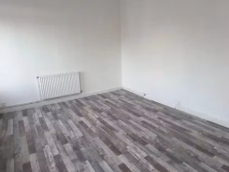 location appartement 5 pièces 145 m² à fourmies (59610)