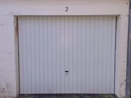 location garage à fourmies (59610)