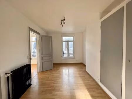 location appartement 53 m² à fourmies (59610)