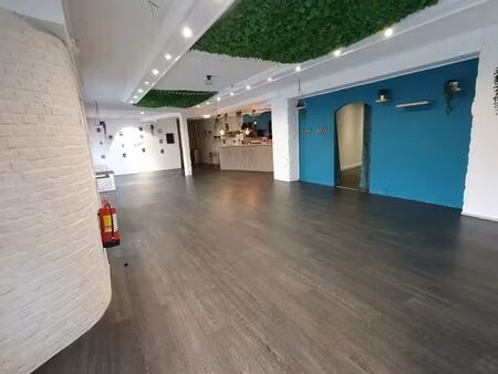 location commerce 1650 m² à fourmies (59610)