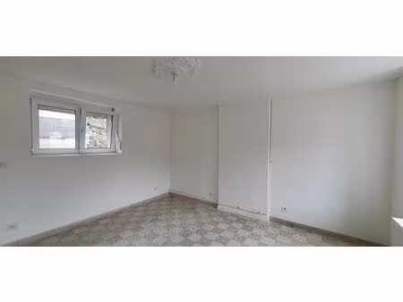 location maison 71 m² à fourmies (59610)