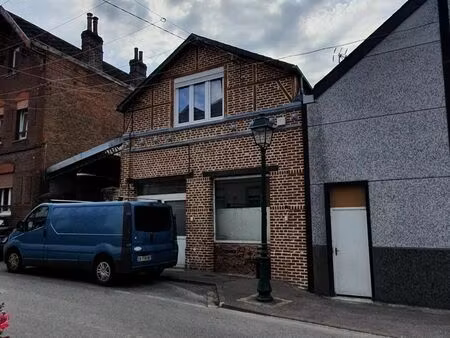 location commerce à fourmies (59610)