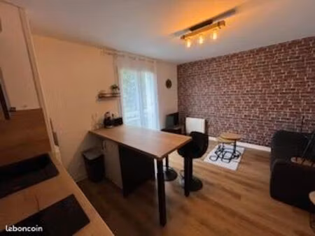 studio à louer à joué les tours (alouette)