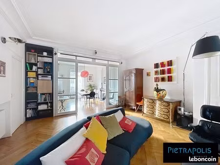 appartement 7 pièces 181 m²