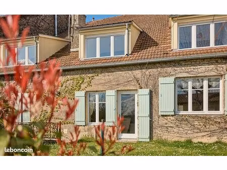 maison 10 pièces 231 m²
