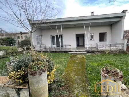 maison de village avec garage