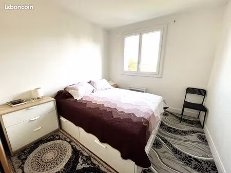 t3 55m2 vendu loué traversant est / ouest au calme à villeurbanne (métro laurent bonnevay 