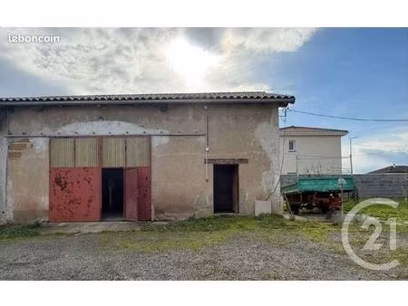 maison 1 pièce 110 m²