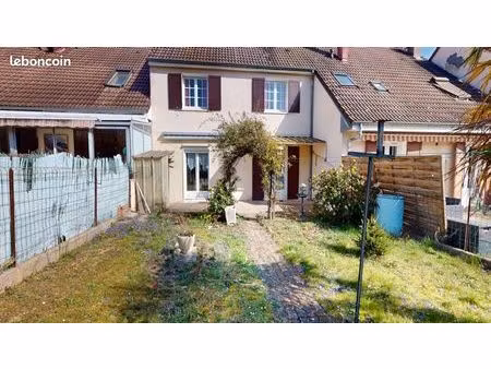 maison 5 pièces 90 m²