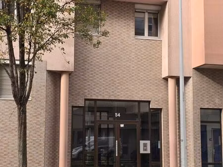 studio de 34m2 avec place de parking sous sol