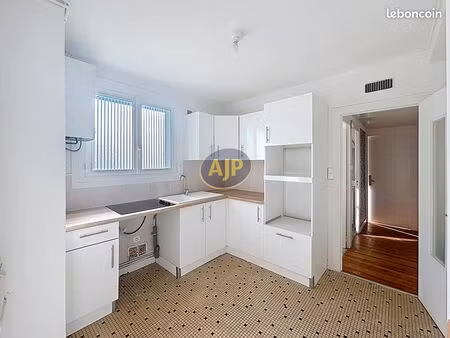 appartement 3 pièces 70 m²