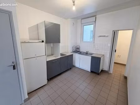 appartement 3 pièces 65 m²