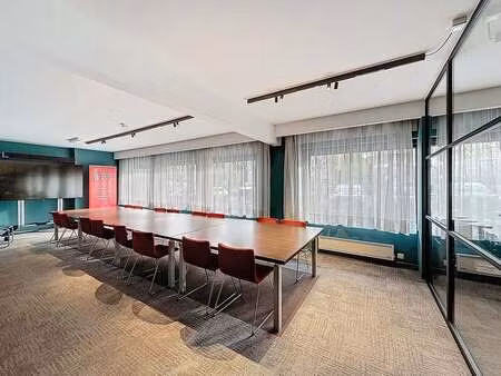 bien professionnel à vendre à woluwe-saint-lambert € 250.000 (lhso4) - macnash montgomery 