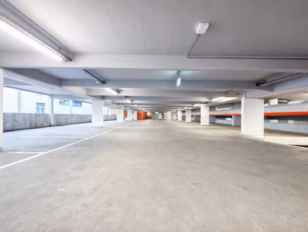 garage à vendre à bruxelles € 300.000 (llmac) - macnash montgomery | zimmo