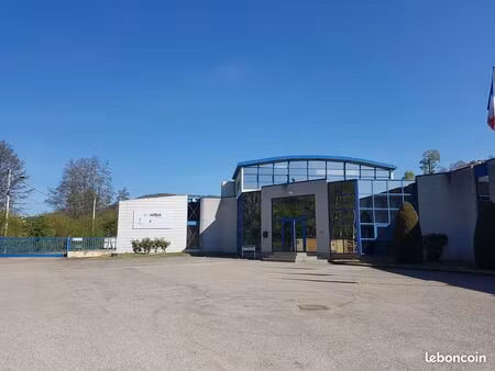 site industriel /bureaux / parking