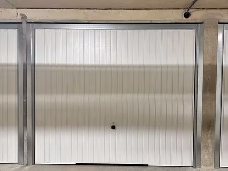 location - garage à louer