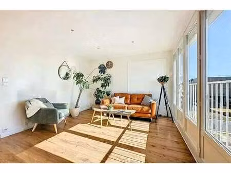location appartement 5 pièces à nantes bottière - chénaie (44000) : à louer 5 pièces / 90m