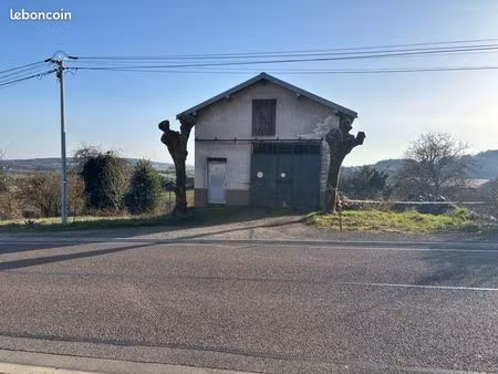 bâtiment à rénover + terrain constructible