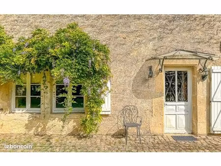 maison 9 pièces 273 m²