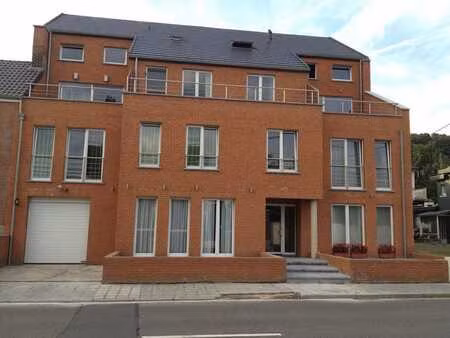 spacieux appartement duplex 2 ch -135 m2 peb b