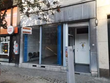 rez commercial ou bureau en plein centre ville