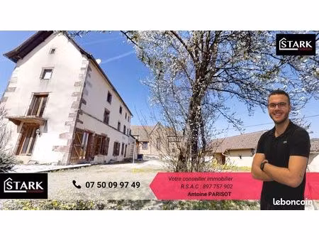 maison 11 pièces 210 m²