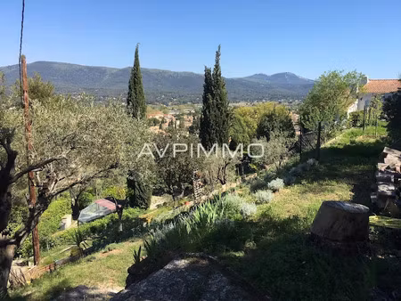 vente terrain 1400 m² à le beausset (83330)  299 000 €