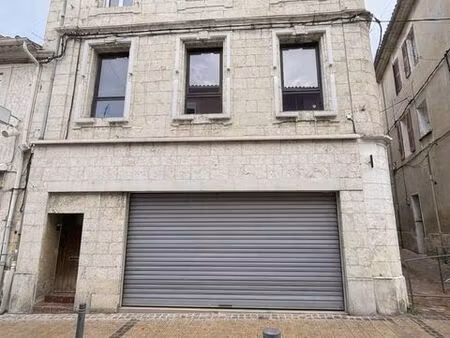 immeuble 7 pièces 222 m²