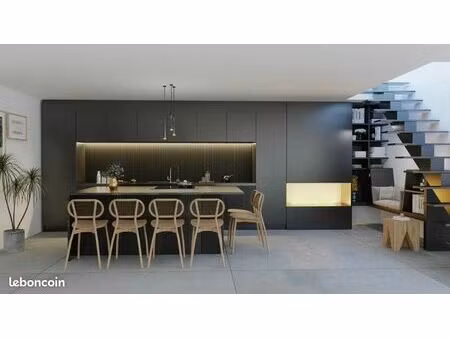 maison de ville 4 pièces 140 m²