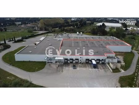 local industriel 2 660 m²