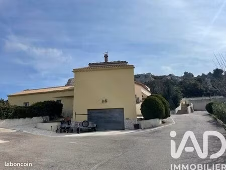 maison 6 pièces 202 m²