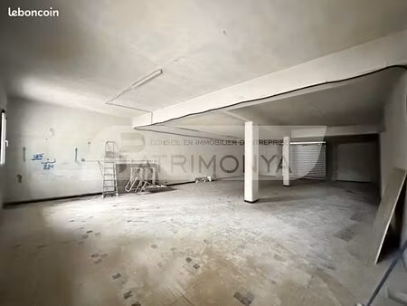 local commercial 117 m²