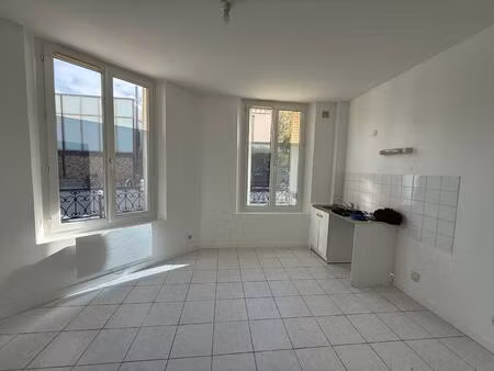 beau 2 pièces de 28 m² – paris 14e