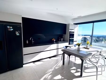 villa contemporaine d’exception – vue mer